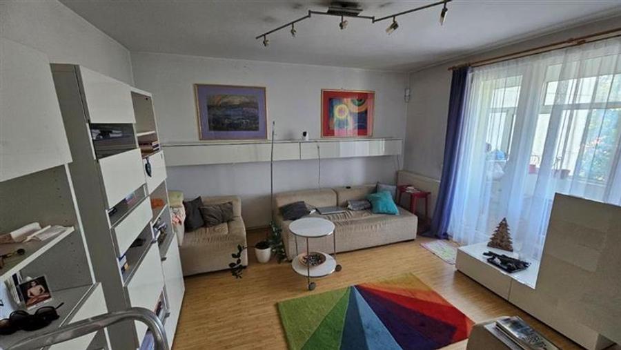 Apartament cu 3 camere decomandat, mobilat în Tudorul Vechi