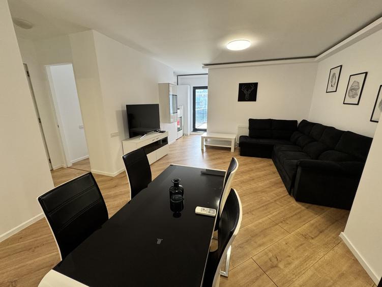 Apartament cu 3 camere decomandat, mobilat în Pipera