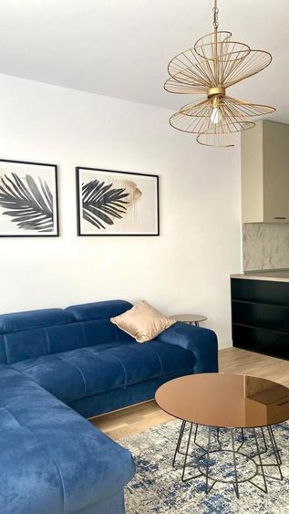 Apartament cu 2 camere decomandat în Take Ionescu