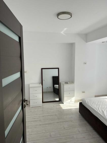 Apartament cu 2 camere, mobilat în Central