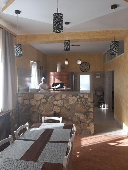 Spațiu comercial, de 650 mp, în Târgu Frumos