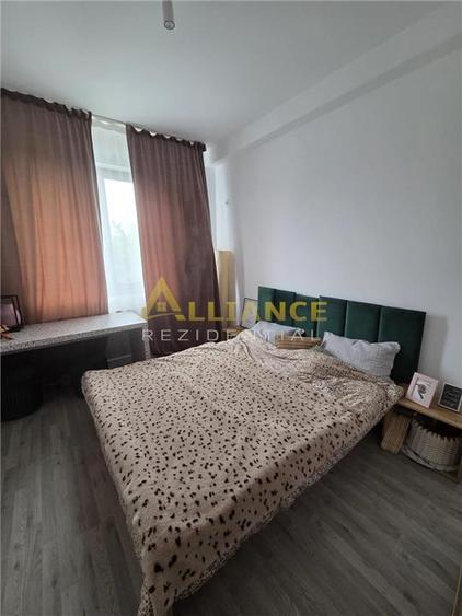 Apartament cu 3 camere circular, mobilat în Central