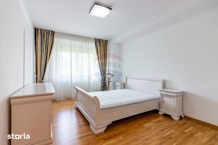 Apartament cu 4 camere în Herăstrău