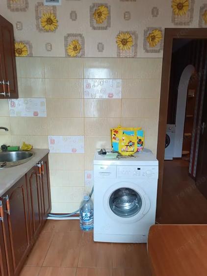 Apartament cu 2 camere semidecomandat în Lujerului