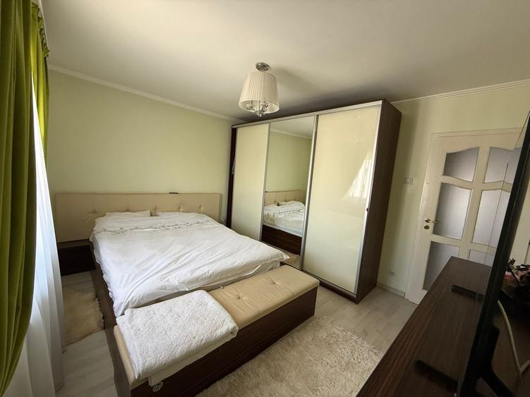 Apartament cu 2 camere decomandat în Carpați 2