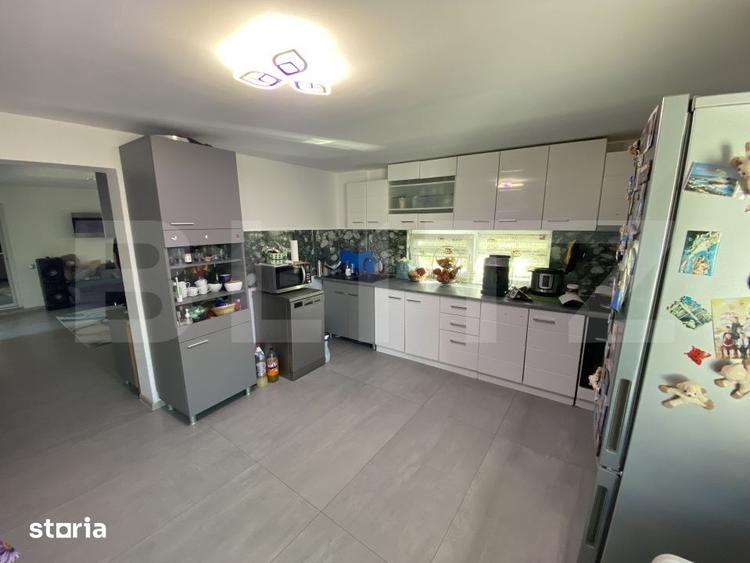 Casă cu 5 camere cu Teren 1500 Mp în Mirșid