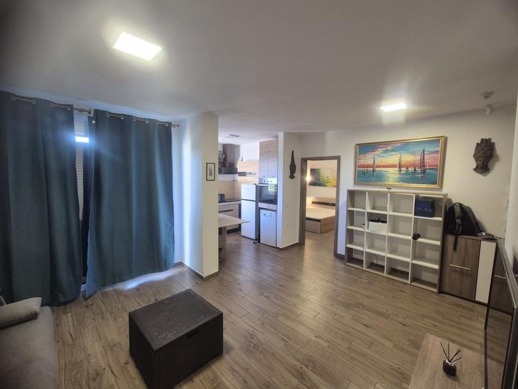 Apartament cu 2 camere decomandat în Central