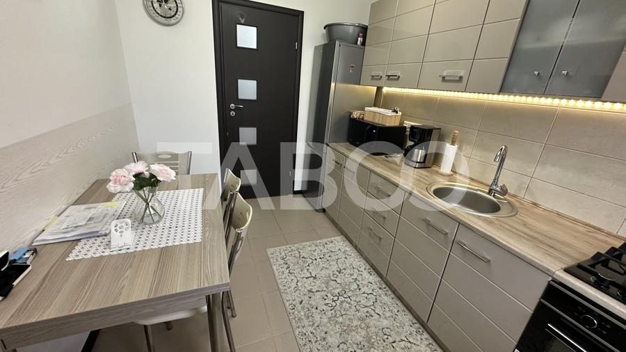 Apartament cu 3 camere decomandat, mobilat în Arhitecților - Calea Cisnădiei