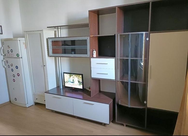 Garsonieră decomandată în Micro 40