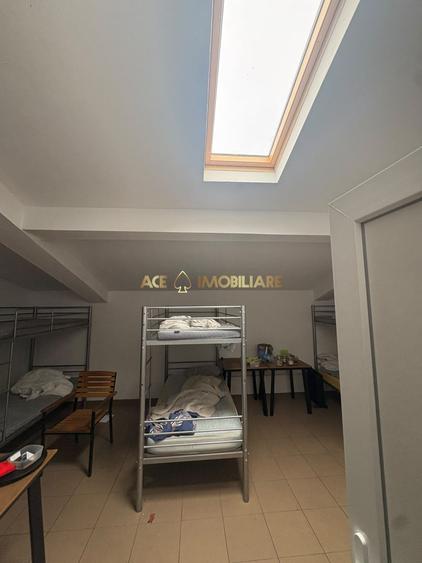 Apartament cu 4 camere decomandat, mobilat în Unirii