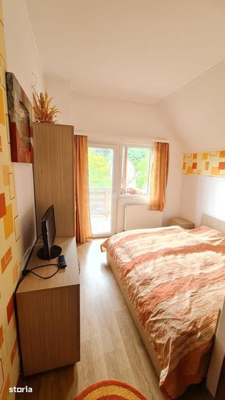 Casă cu 6 camere cu Teren 524 Mp în Boița