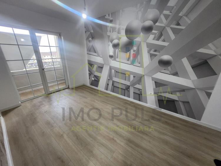 Apartament cu 2 camere decomandat în Girocului