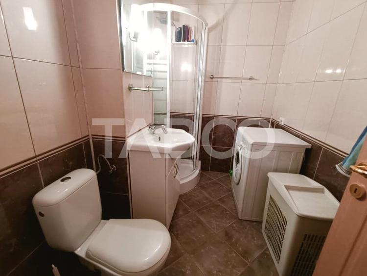Apartament cu 3 camere semidecomandat, mobilat în Turnișor