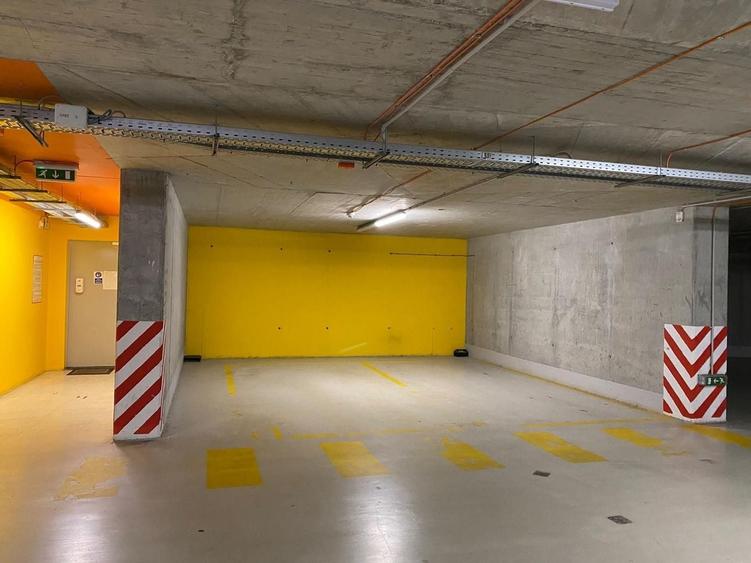 Apartament cu 3 camere decomandat, mobilat în Herăstrău