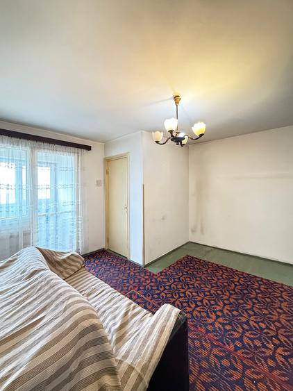 Apartament cu 2 camere semidecomandat în Berceni