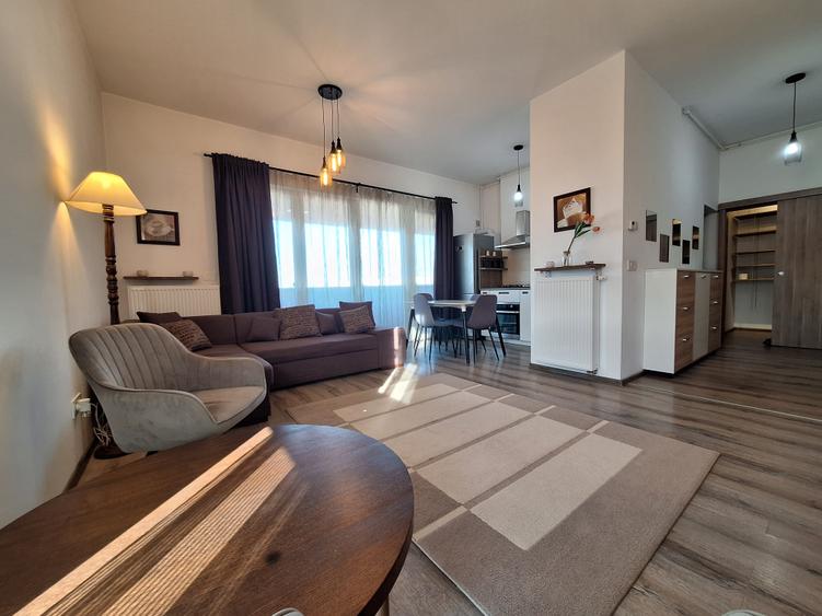 Apartament cu 2 camere decomandat, mobilat în Aradului