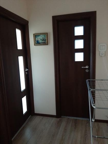 Apartament cu 3 camere decomandat în Apusului