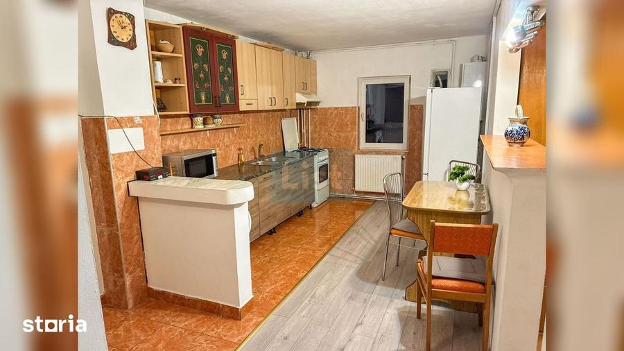 Apartament cu 4 camere, mobilat în Zorilor