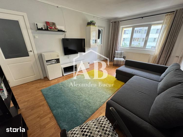 Apartament cu 3 camere decomandat, mobilat în Pantelimon