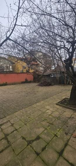 Casă individuală cu 5 camere cu Canalizare în Brâncoveanu