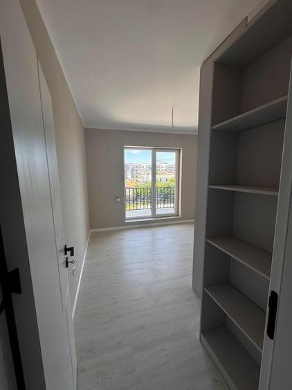 Apartament cu 2 camere decomandat în Theodor Pallady