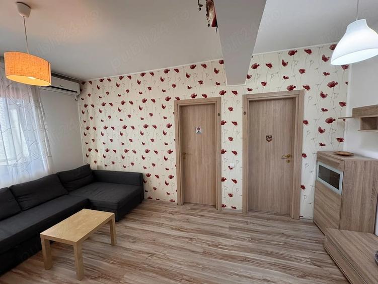 Apartament cu 3 camere decomandat în Rahova