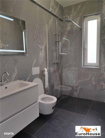 Apartament cu 3 camere, mobilat în Central