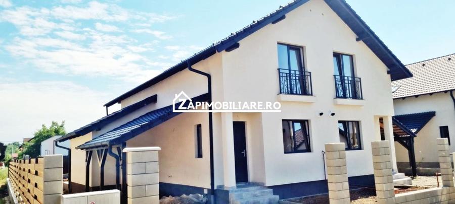 Duplex cu 4 camere cu Canalizare în Sâncraiu de Mureș