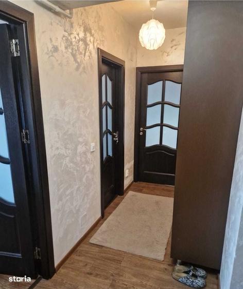 Apartament cu 2 camere decomandat în Nicolina
