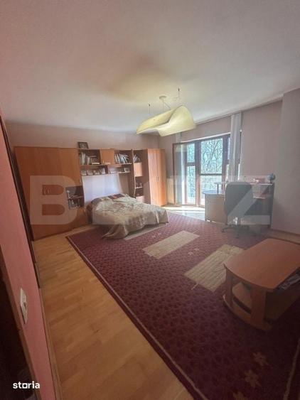 Casă cu 4 camere cu Teren 3982 Mp în Remetea Mare