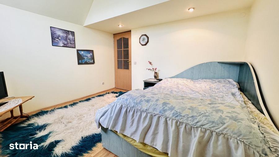 Casă cu 5 camere cu Teren 1800 Mp în Homorâciu