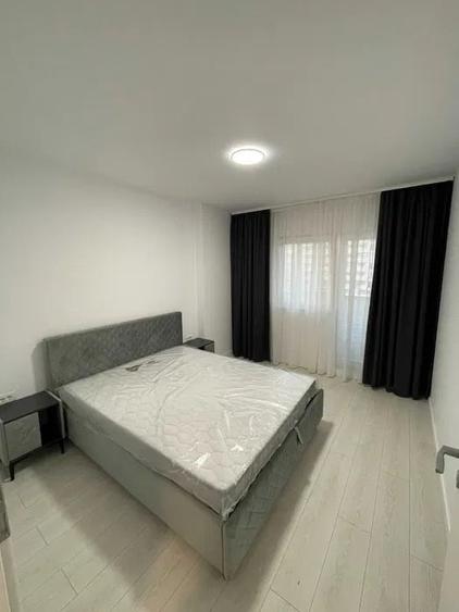 Apartament cu 3 camere semidecomandat, mobilat în Popești-Leordeni