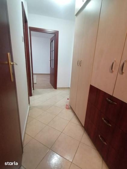 Apartament cu 2 camere decomandat în Obor