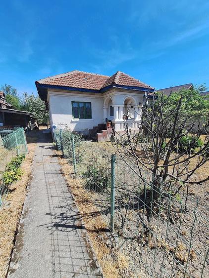 casa de vanzare - 1