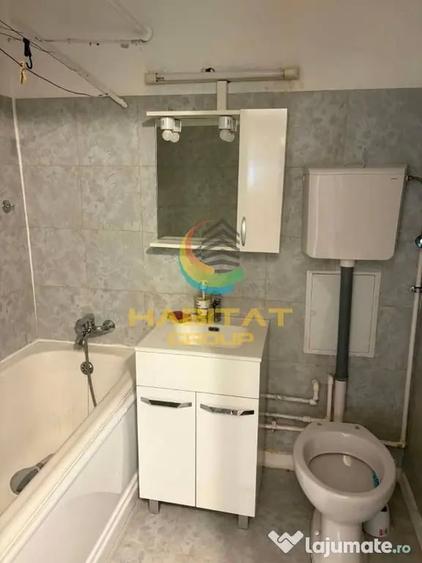Apartament cu 3 camere semidecomandat în 1 Decembrie 1918