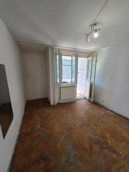 Podu Ros, 2 camere decomandate 55mp, 2 balcoane, etaj 1, fara risc, 95000 euro - 1