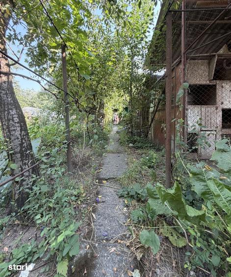 Casă cu 6 camere cu Teren 641 Mp în Central