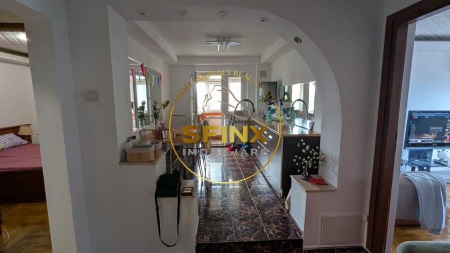 Apartament cu 4 camere decomandat, mobilat în Apărătorii Patriei
