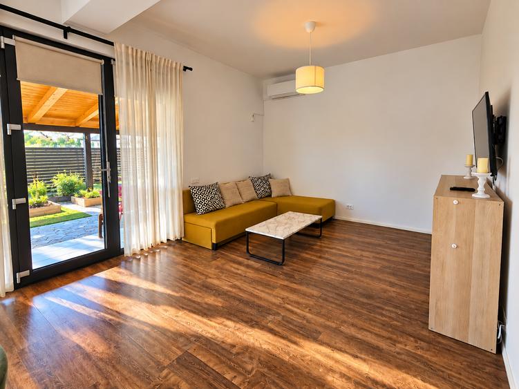 Casă cu 4 camere cu Teren 350 Mp în Tunari