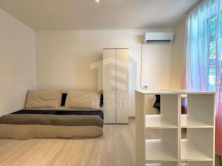Apartament cu 2 camere semidecomandat, mobilat în Unirii