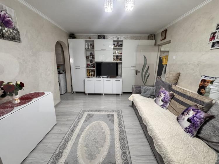 Apartament cu 2 camere semidecomandat în Central