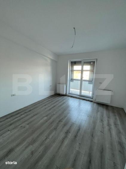 Apartament cu 3 camere decomandat în Albești