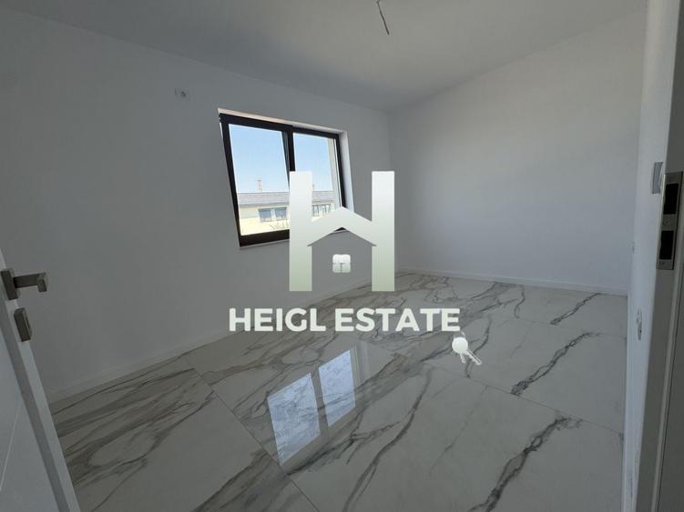 Duplex cu 4 camere cu Canalizare în Chișoda