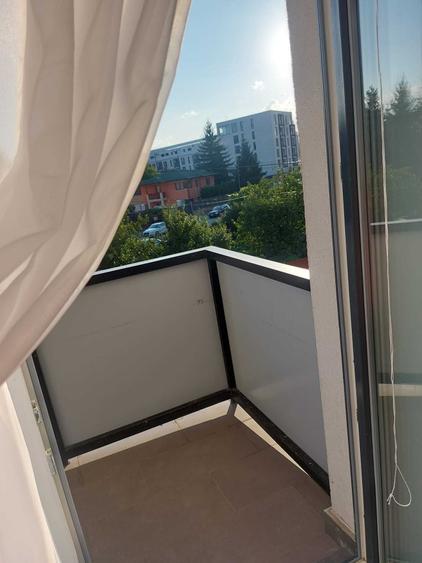 Apartament cu 2 camere semidecomandat în Dâmbul Rotund