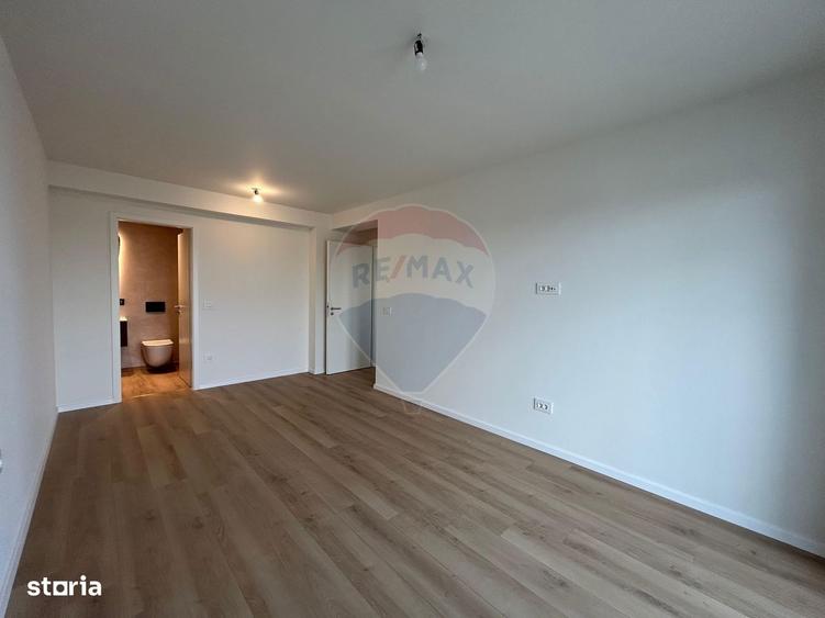 Apartament cu 3 camere în Tractorul