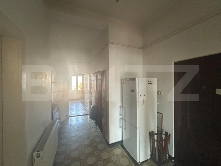 Apartament Spațios, 2 camere, decomandat, Zona Ultracentral - 9