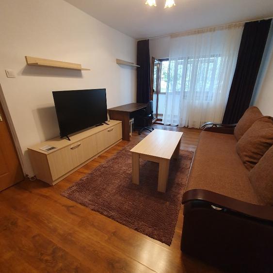 Apartament inchiriat 2 camere,decomandat,gaze,proprietar,Trocadero - 1