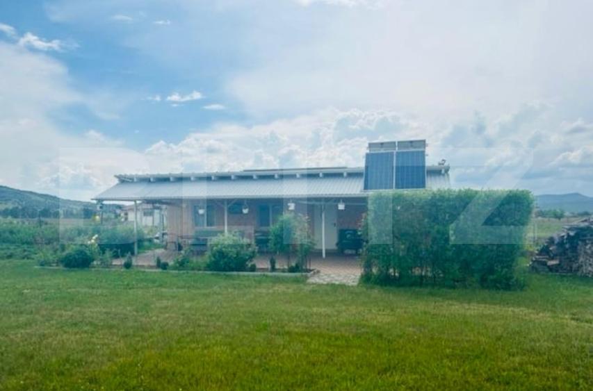 Casă individuală cu 6 camere cu Piscina în Exterior Est
