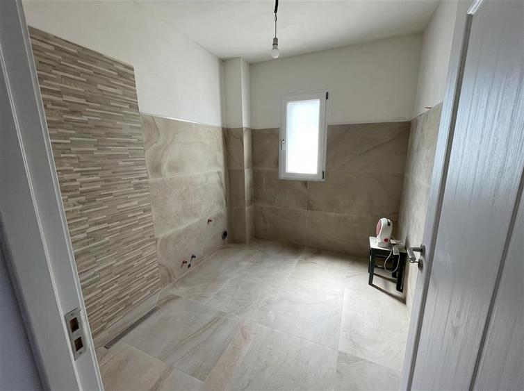 Casă individuală cu 6 camere cu Canalizare în Ițcani