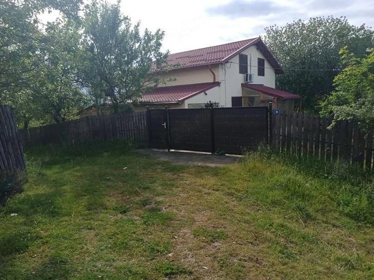 Teren de 4574 mp, în Predeal